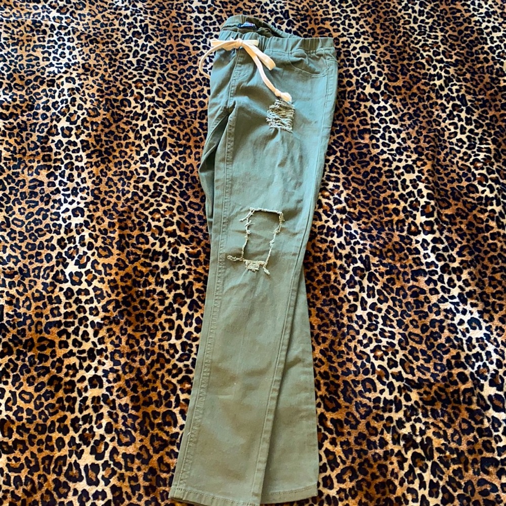 Fashion Nova Distressed Skinny Ankle Khakis